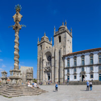 The plaza beside the cathedral.